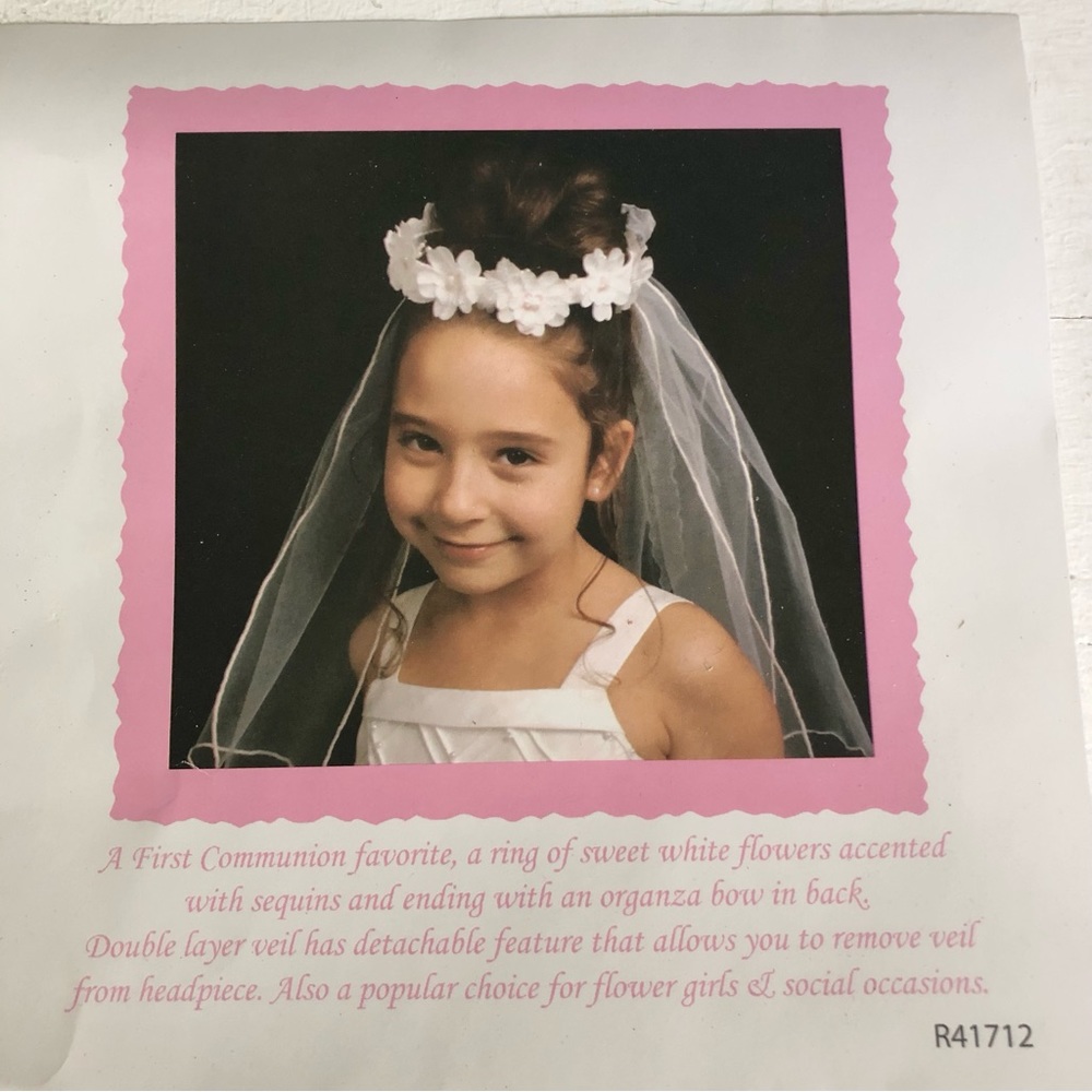 White detachable communion flower girl veil with flowers & sequins plus gloves